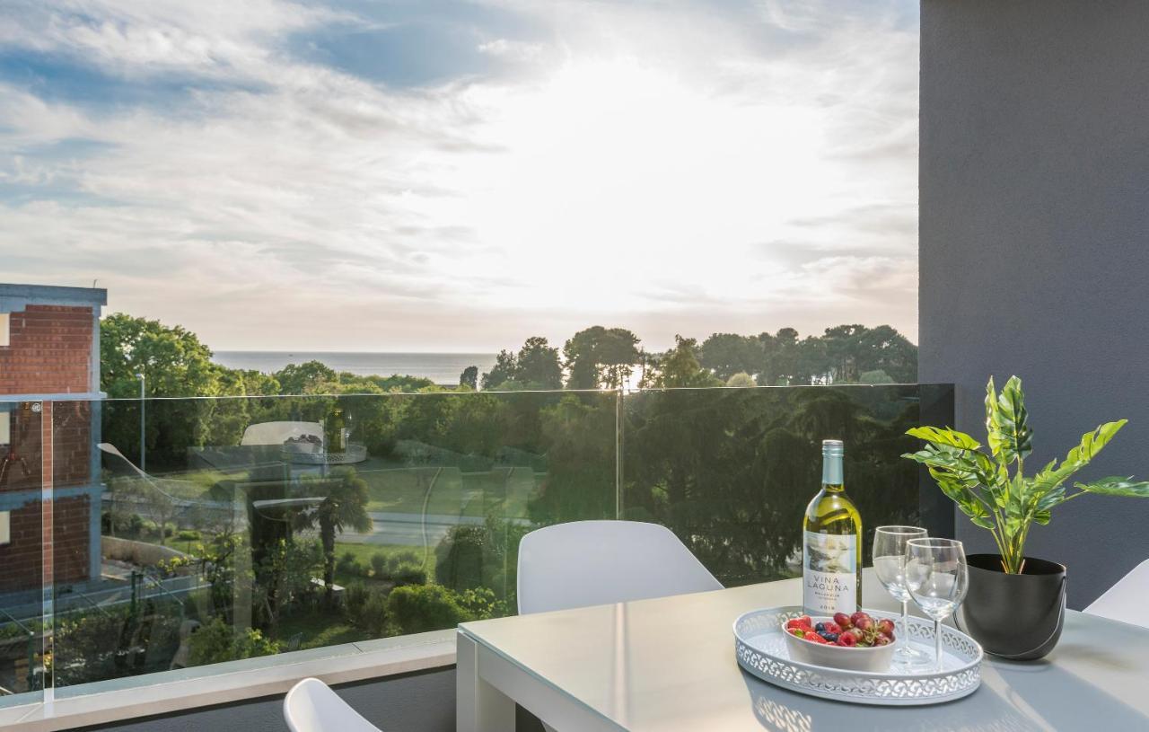 Apart Residence Galant Ровинь Экстерьер фото