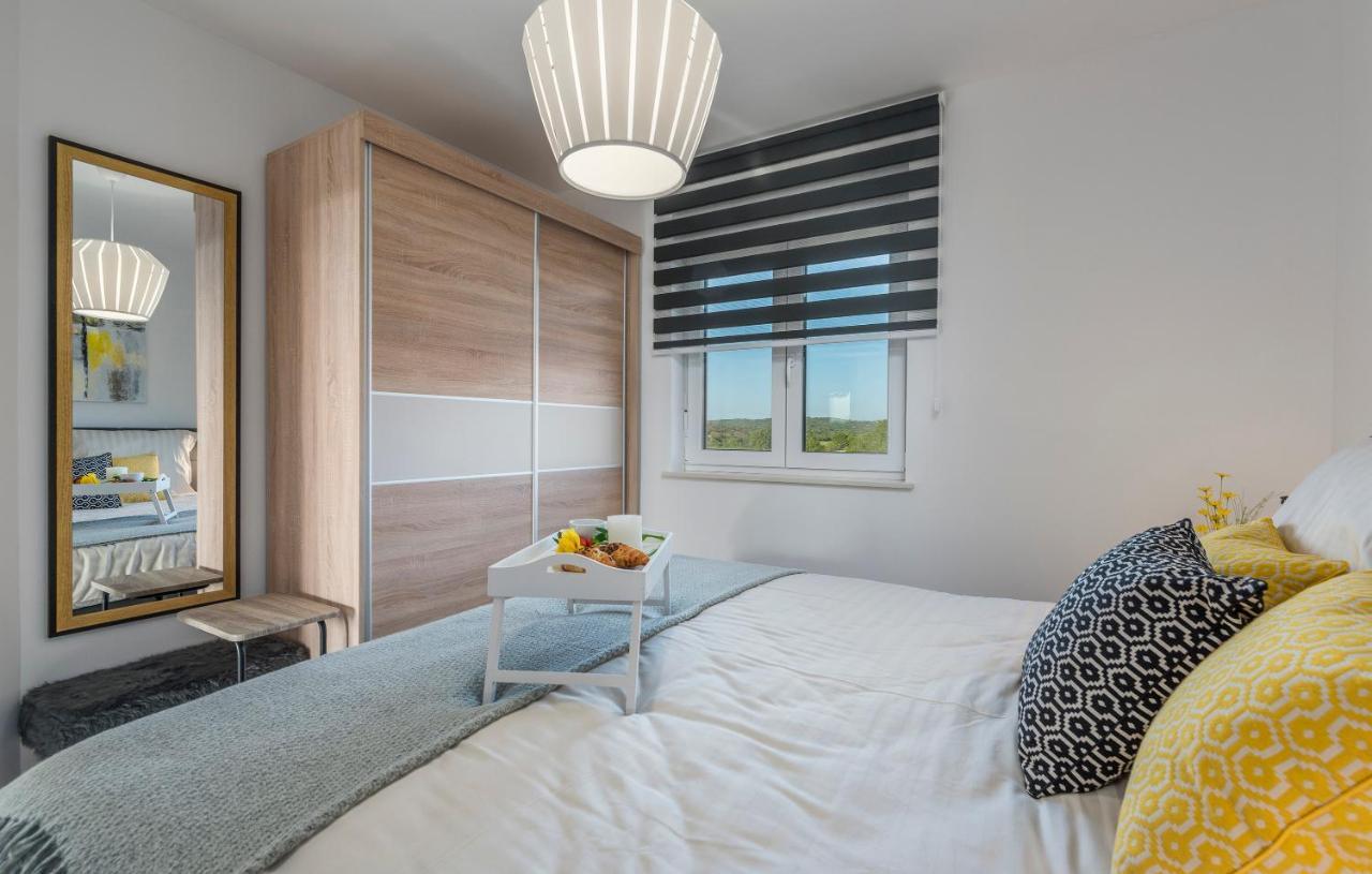 Apart Residence Galant Ровинь Экстерьер фото