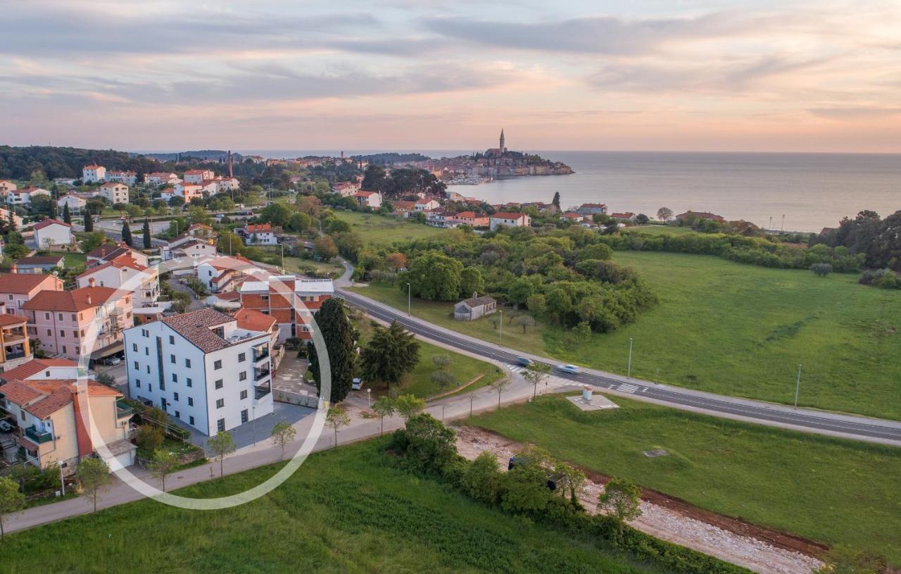 Apart Residence Galant Ровинь Экстерьер фото
